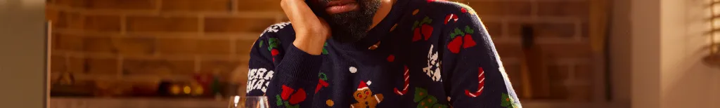 Quelles questions ne jamais poser à un.e célibataire à Noël ?